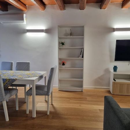 פלרמו Casa Azzurra - Palazzo Del Buonpastore מראה חיצוני תמונה