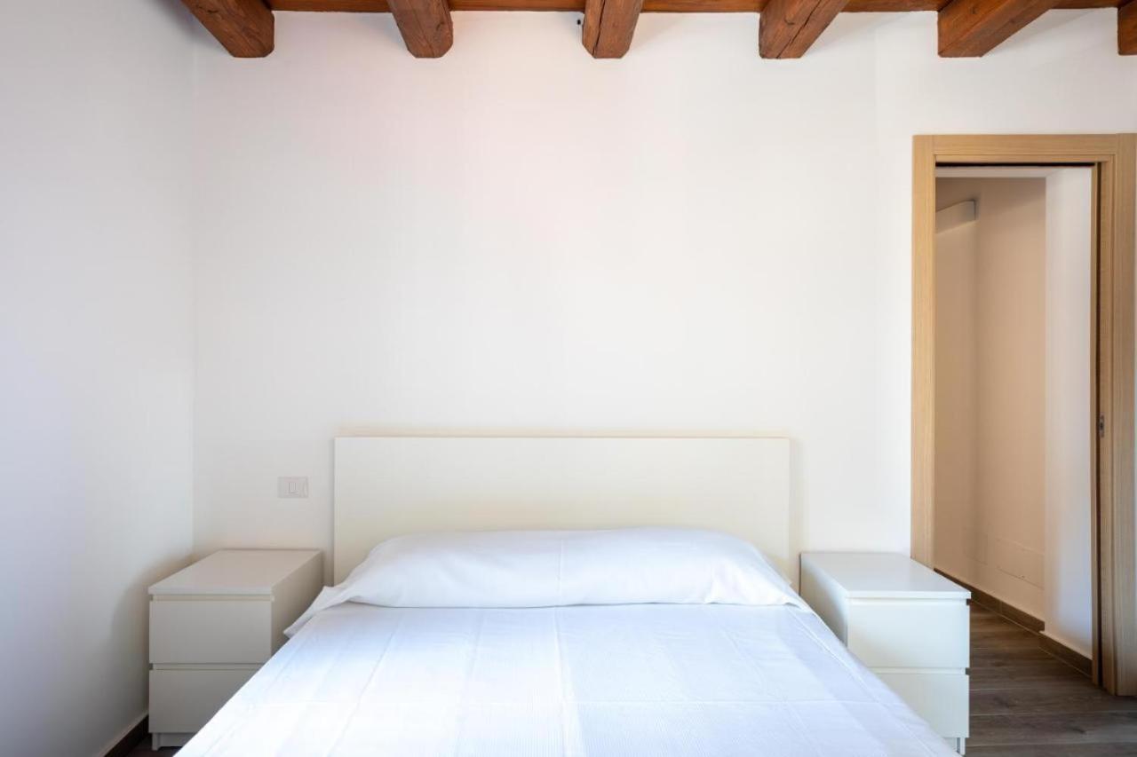 פלרמו Casa Azzurra - Palazzo Del Buonpastore מראה חיצוני תמונה