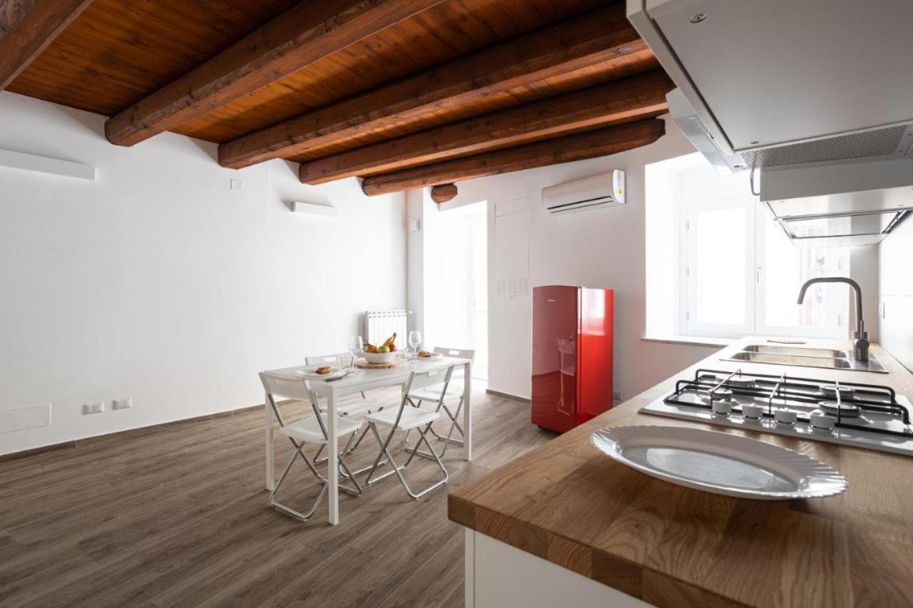 פלרמו Casa Azzurra - Palazzo Del Buonpastore מראה חיצוני תמונה