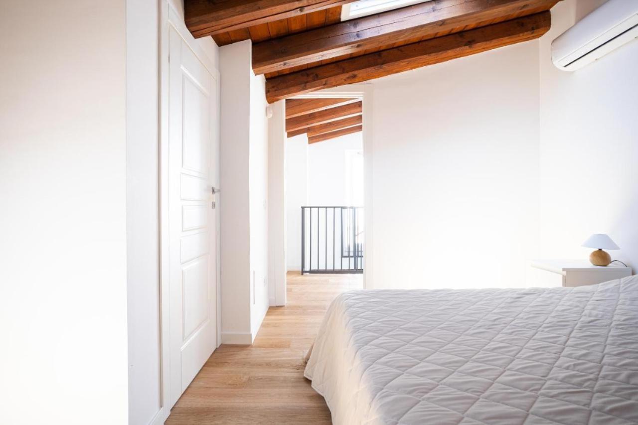 פלרמו Casa Azzurra - Palazzo Del Buonpastore מראה חיצוני תמונה