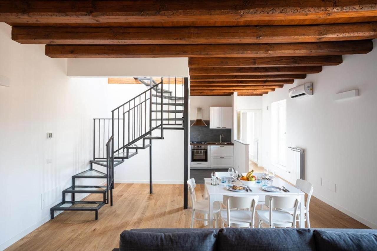 פלרמו Casa Azzurra - Palazzo Del Buonpastore מראה חיצוני תמונה
