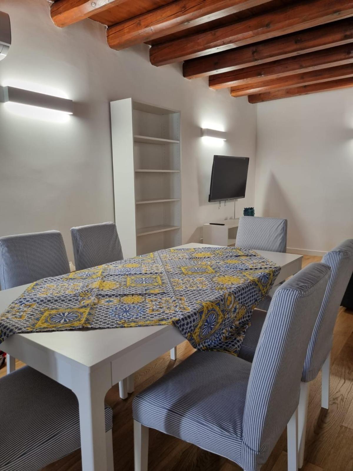 פלרמו Casa Azzurra - Palazzo Del Buonpastore מראה חיצוני תמונה